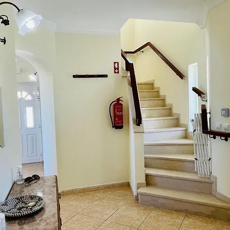 Lara Lima By Check-in Portugal Albufeira