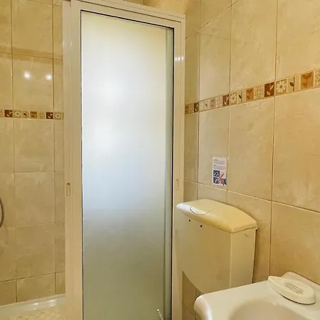 Lara Lima By Check-in Portugal * Albufeira